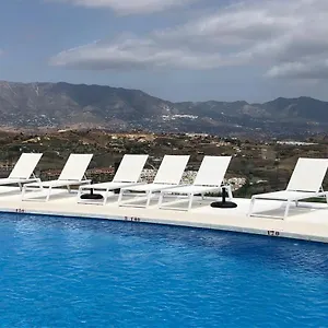 https://la-cala-hill-club-la-cala-de-mijas.es-andalucia.com